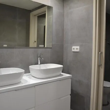 De 2 En Con Piscina Y Aire Acondicionado - Es-323-13